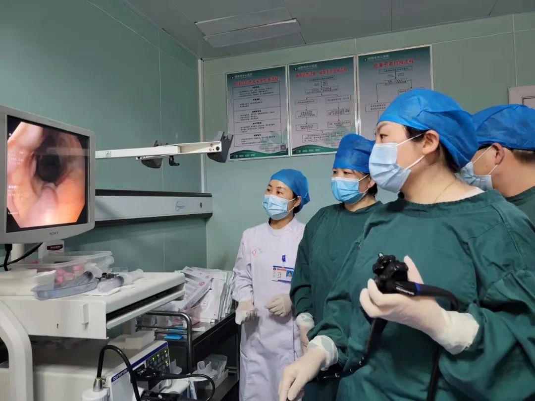 内痔内镜下微创治疗术,内痔的内镜下微创治疗