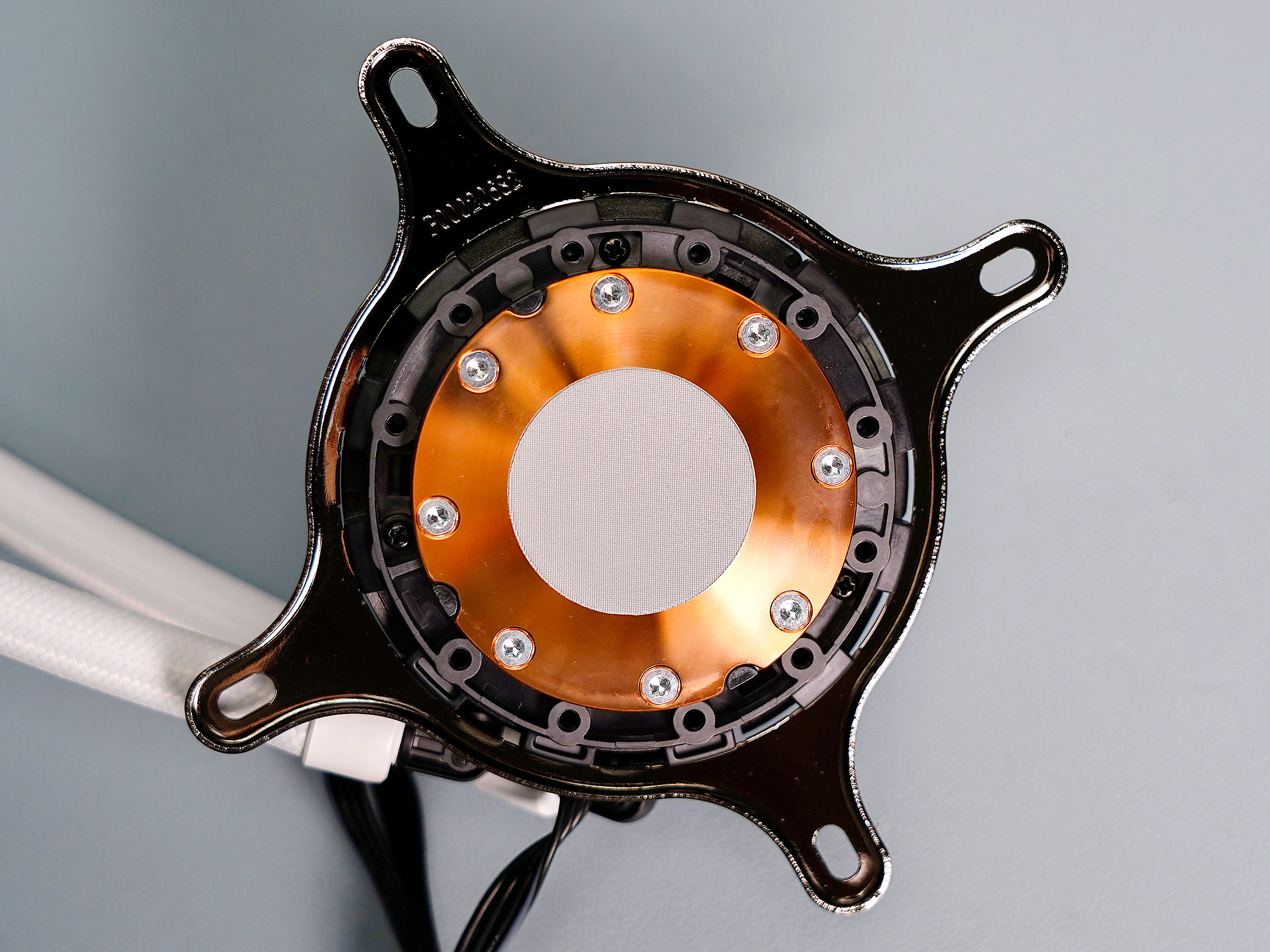 最新装机方式：背插式体验，I7+B760+RTX4070Ti攒台白白的主机