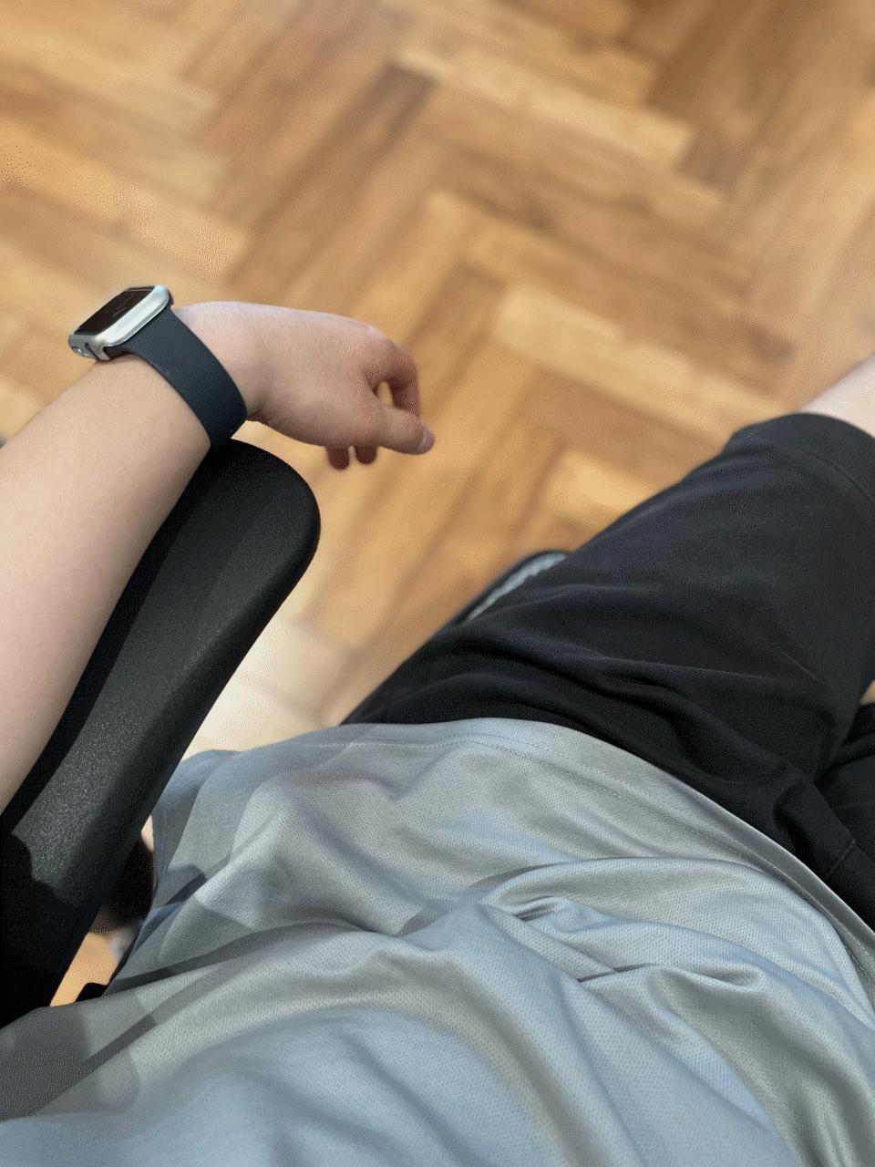 晒晒居家办公的电脑桌,晒晒我的居家办公环境