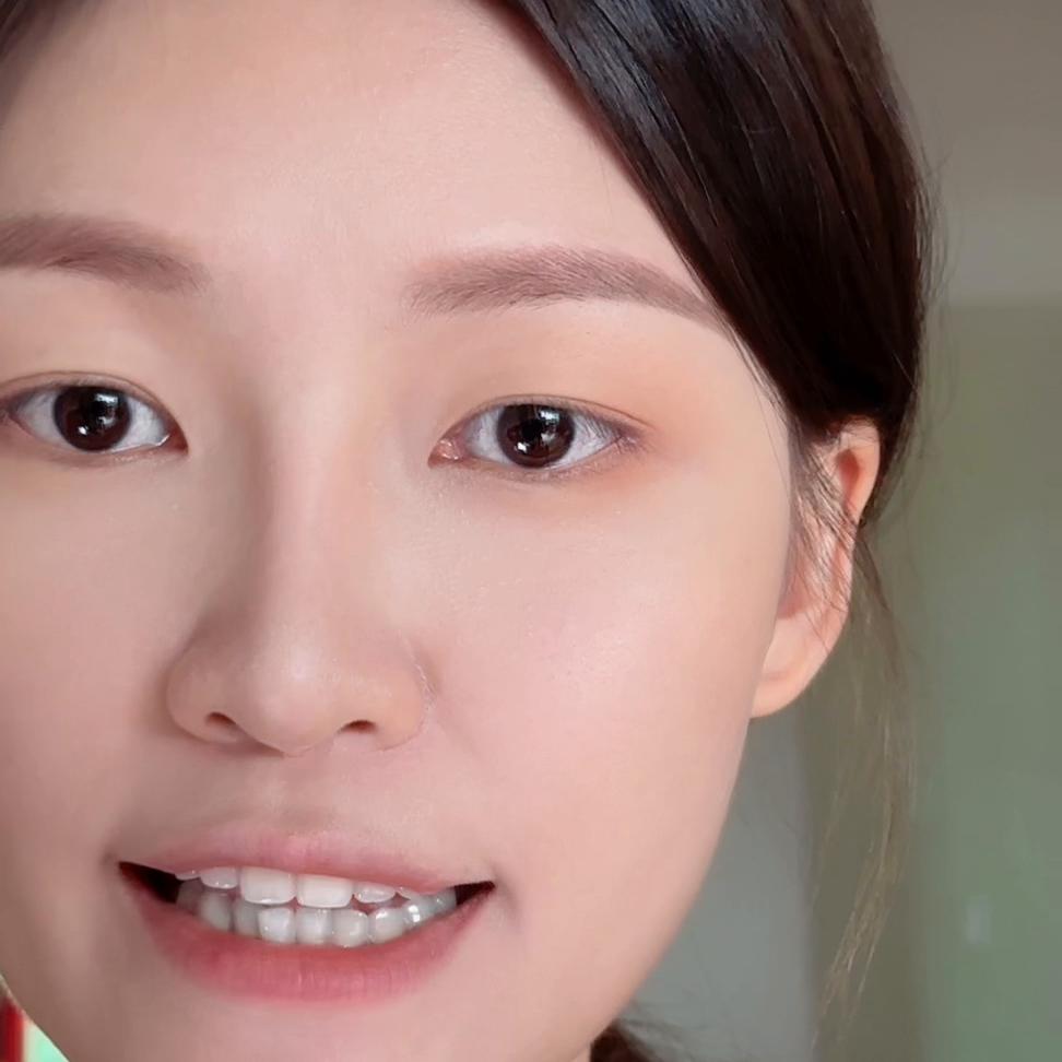 肿眼泡注重下眼妆还是上眼妆,肿眼泡如何化眼妆详细教程