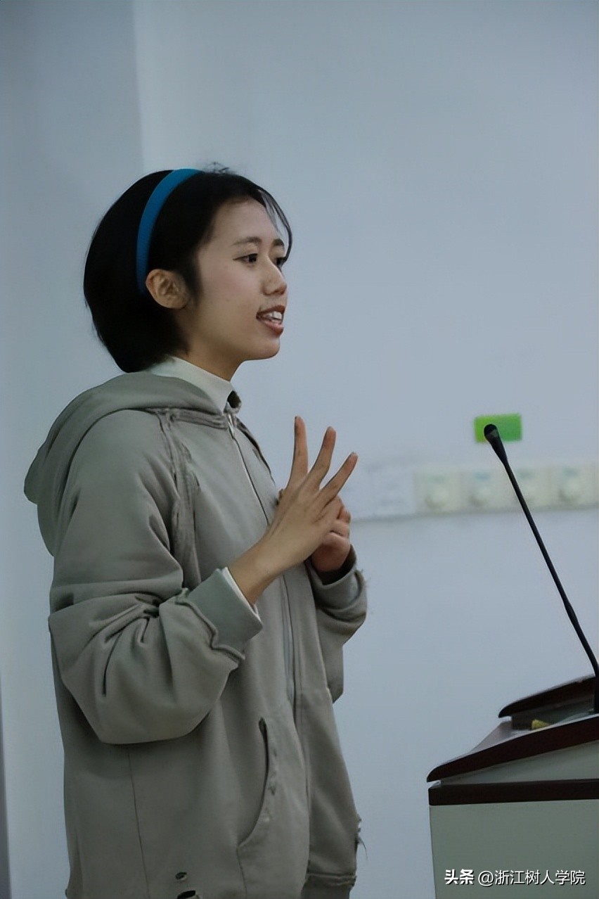 闻新社研讨会|以崭新姿态，书“万千”文章