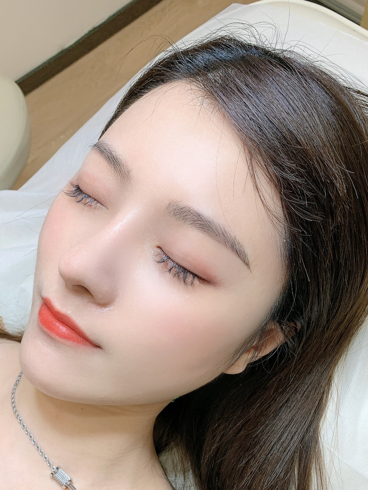 纹眉后几天可以碰水,纹眉后多久变自然好看