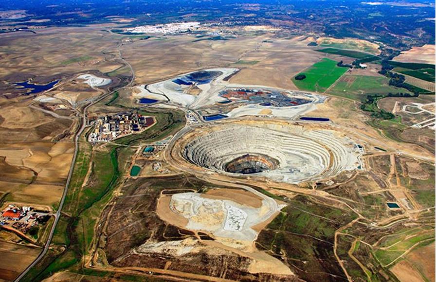 当年的坦赞铁路有多伟大,坦赞铁路兴衰带给人们的思考