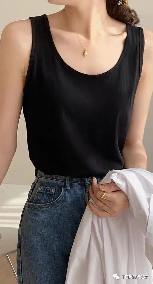 性感的“黑”并不是只有“黑丝”