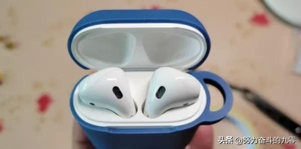 简单自己动手更换蓝牙耳机电池,更换蓝牙耳机电池教程