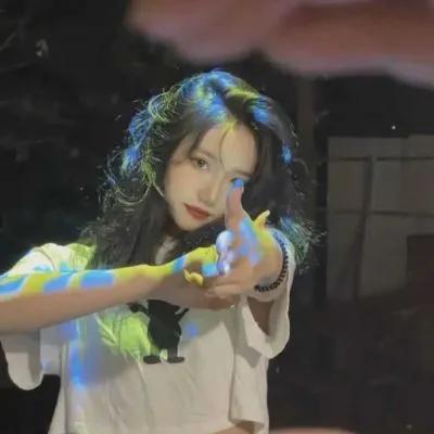 官宣闺蜜文案带有照片,官宣闺蜜二人素材图片