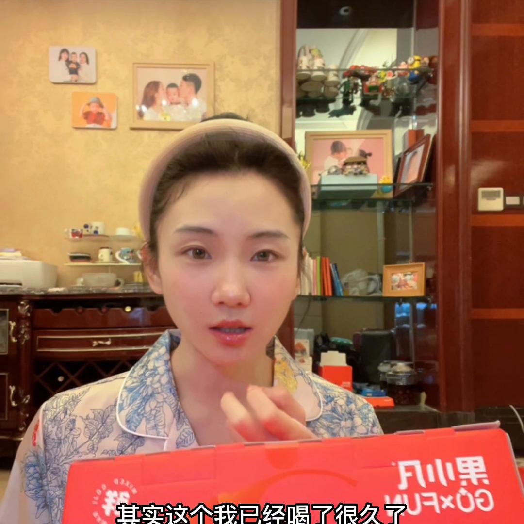 久违的快递,久违的拆快递视频