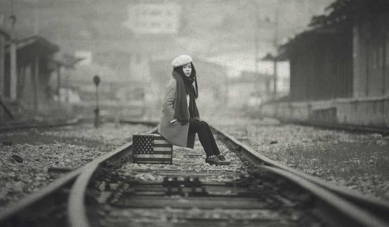 自卑敏感多疑女生怎么办,自卑敏感多疑性格女生对待感情