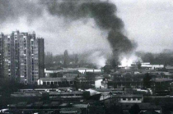 1999年中国大使馆被炸，北约发言人却叫嚣：打击是精准的、合理的