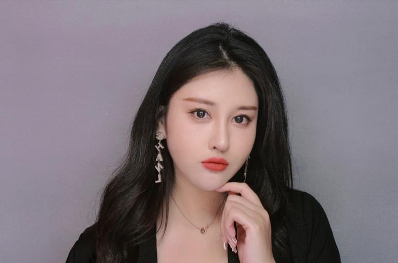 90后模特月入百万,做模特背后的辛酸故事