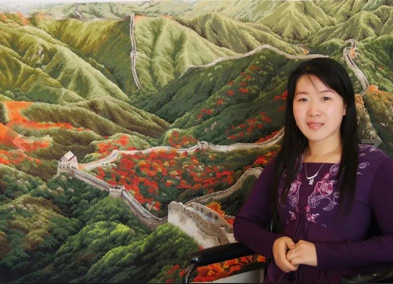 轮椅上的女作家丁传红，身残志坚，笑对生活