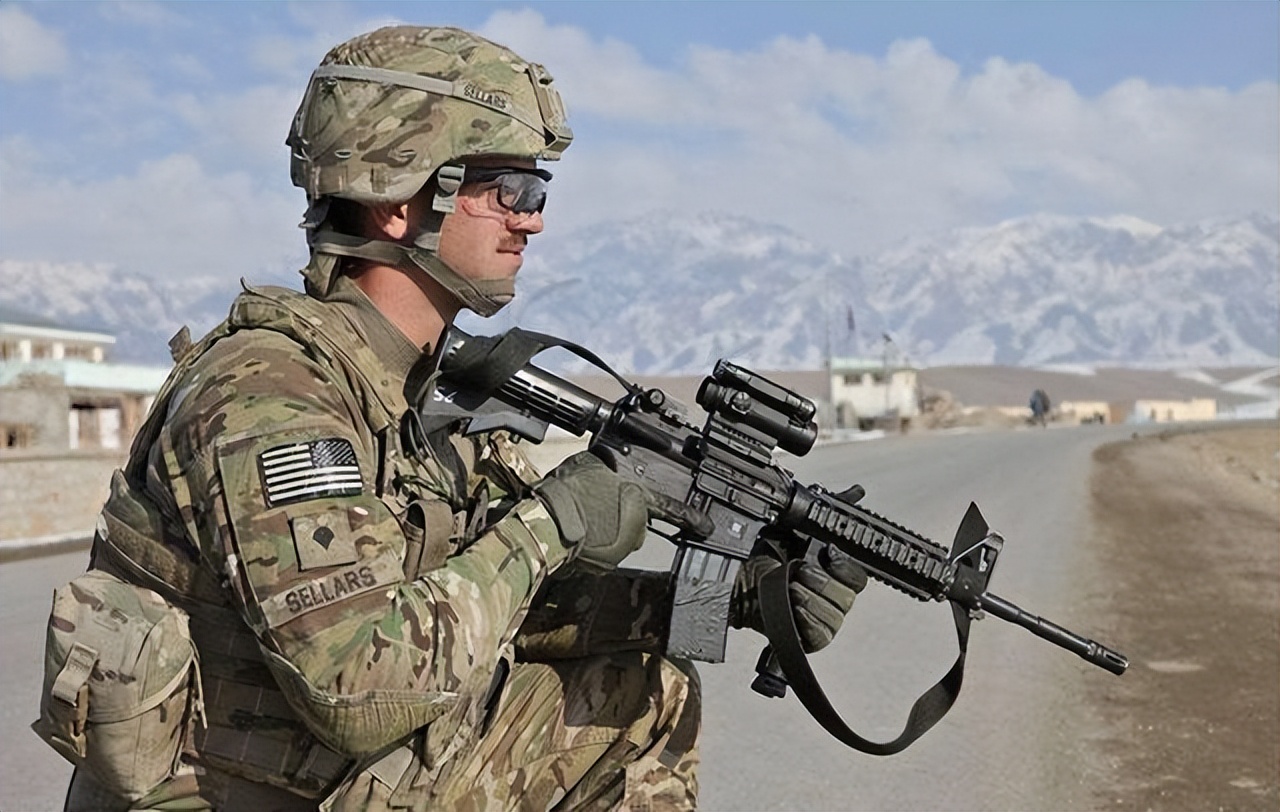 140万美军竟有2万“华人”，他们为何要加入？若开战到底打不打