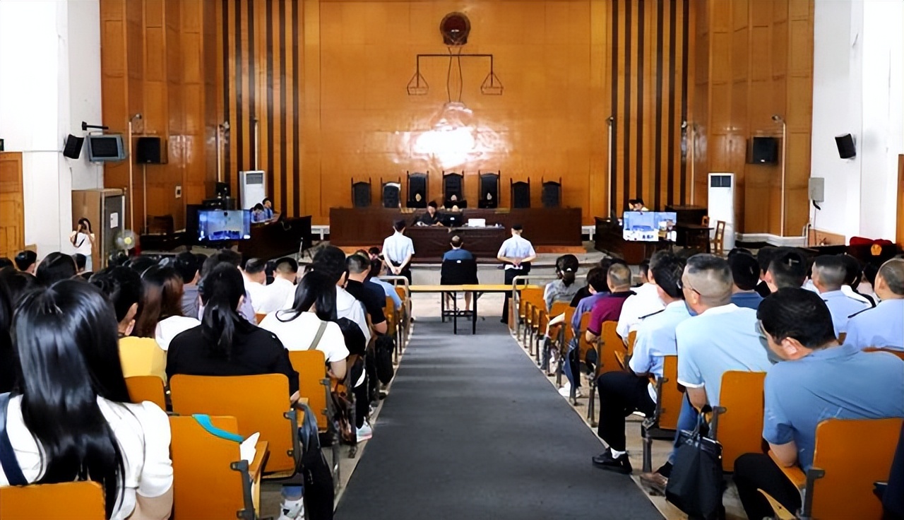 安徽一医院副院长被处分,安徽一医院主任受贿12亿