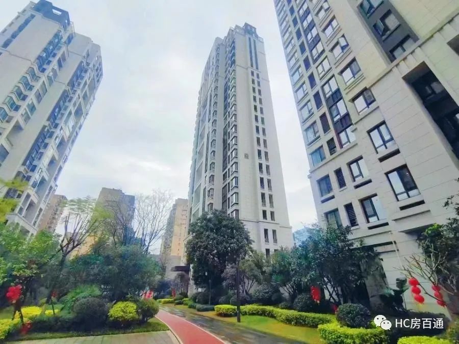 抢占房子,城东片区精装3房拎包入住55万