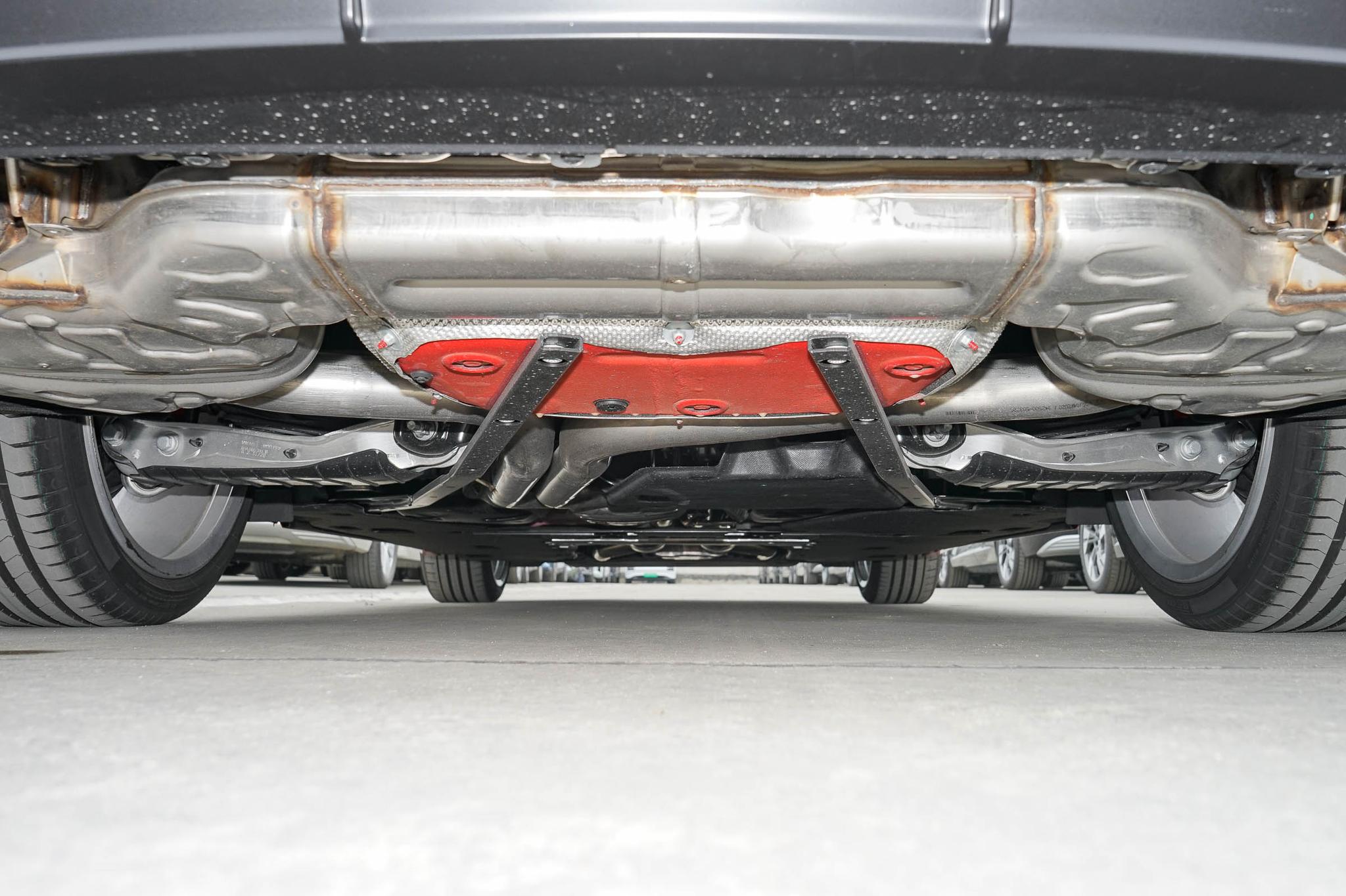 奥迪s6有48v轻混吗,搭载48v轻混的油耗会低点吗