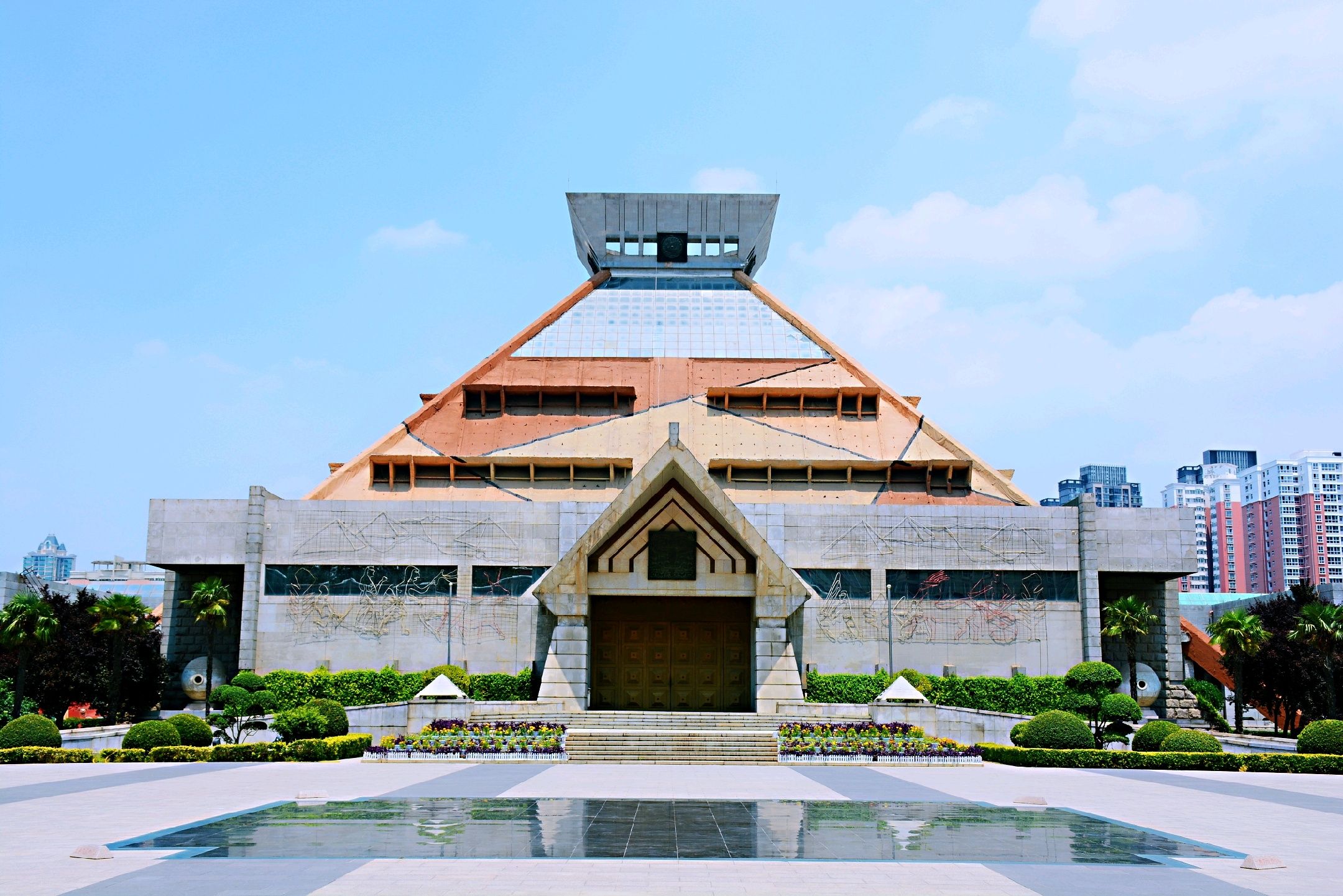 郑州最值得去的几个景点,郑州必去的三个景点