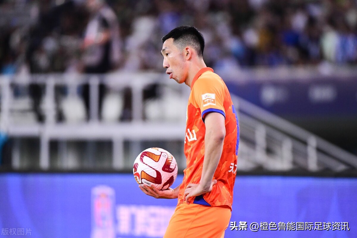 崔康熙认为赵剑非是第一替补中卫？胡靖航是中锋，黄政宇是后腰？