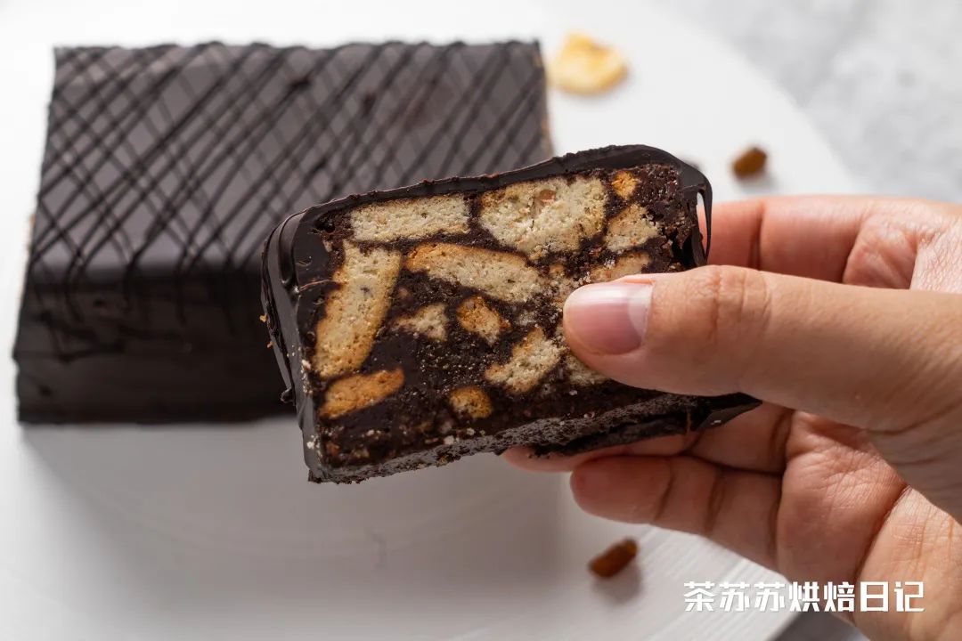 女王款蛋糕个性简单,女王自己做主的蛋糕应该怎样做