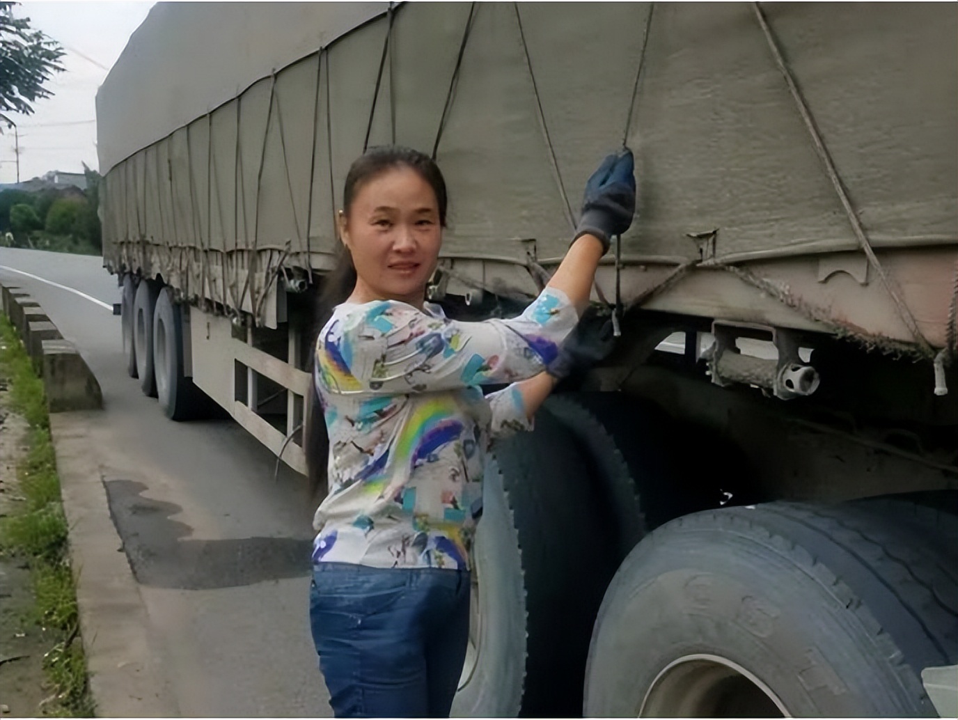 1000万卡车夫妻的真实生活,中国夫妻美国卡车司机生活纪实