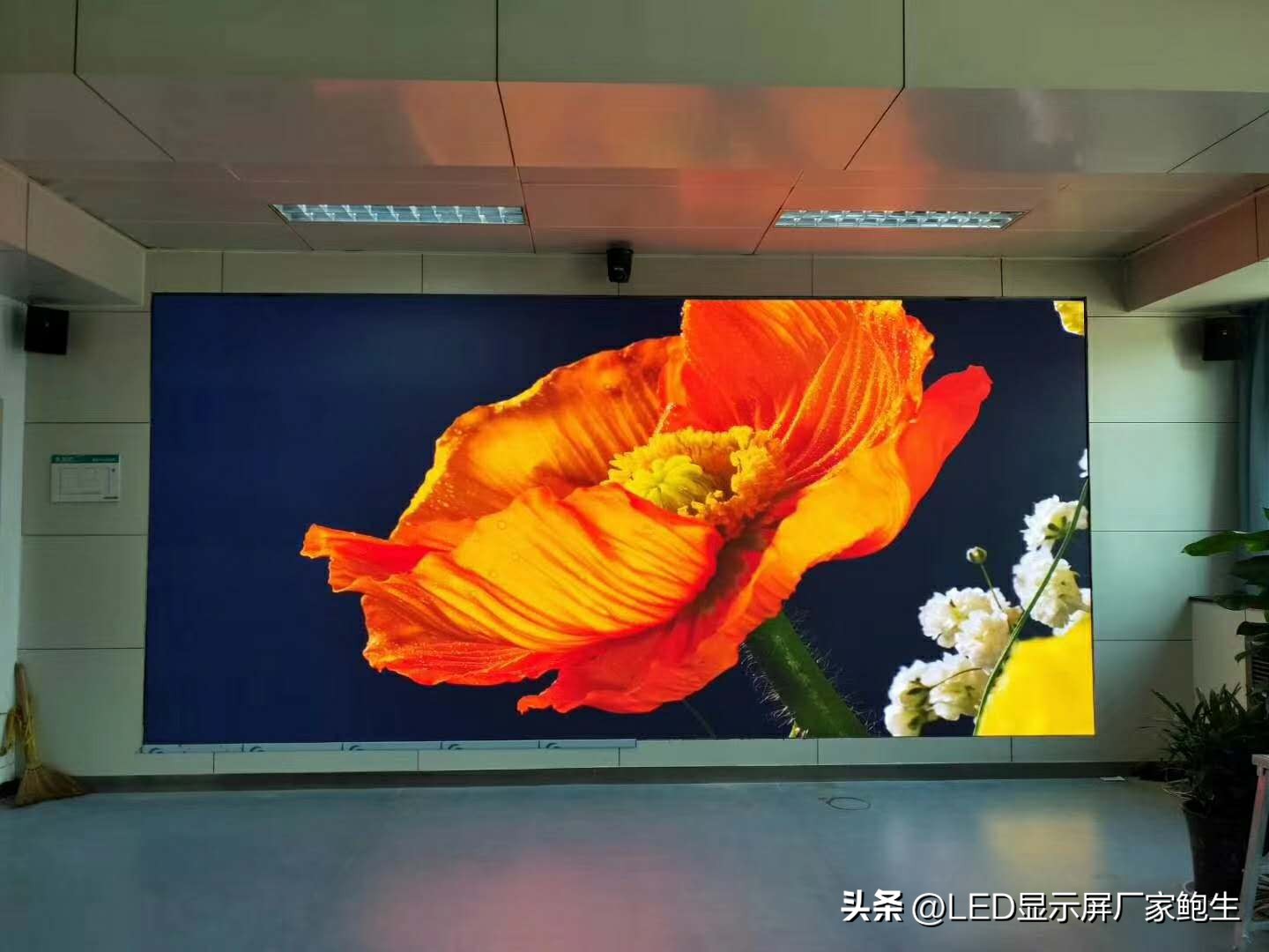 led屏p2.5是什么意思,led显示屏p2.5和p1.86有什么区别