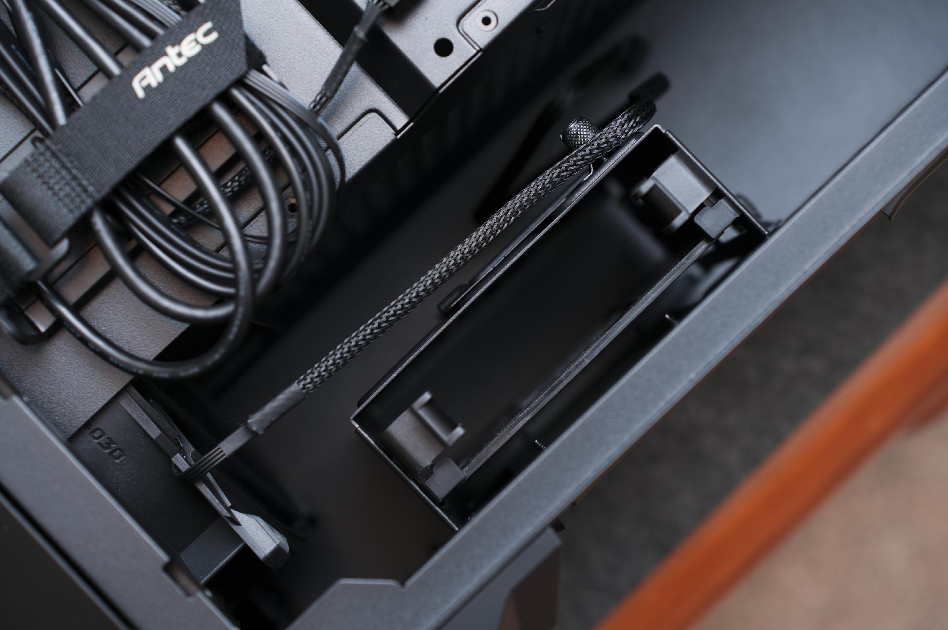 安钛克p1初星装什么水冷,安钛克p1机箱