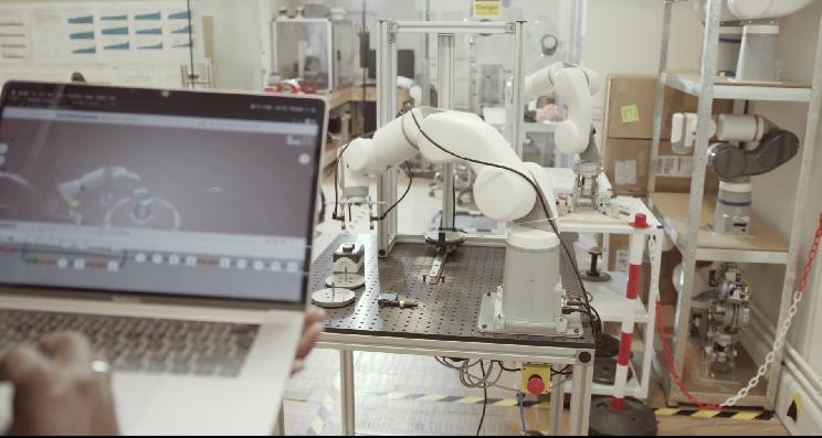 工业视觉ai机器人详细设计,视觉识别智能工业机器人