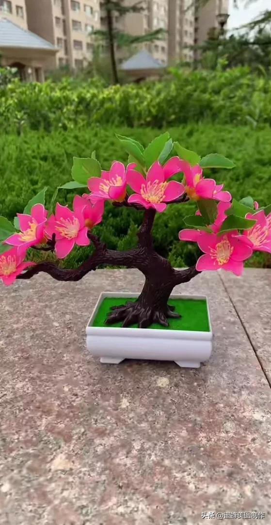 高手在民间根雕做得栩栩如生,看起来很牛逼的手工制作