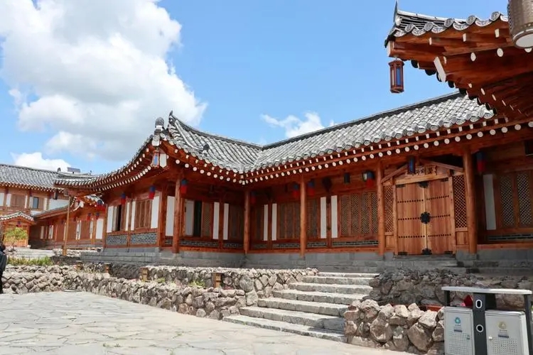 朝鲜建筑发展,朝鲜古建筑和现代建筑的结合