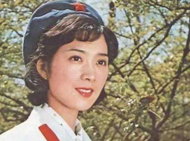 1986龚雪赴美,龚雪因流氓案断送演艺生涯