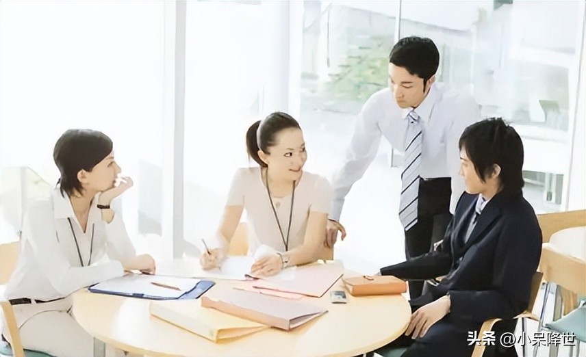 职场新人写一年两年职业规划,初入职场如何给自己进行职业规划