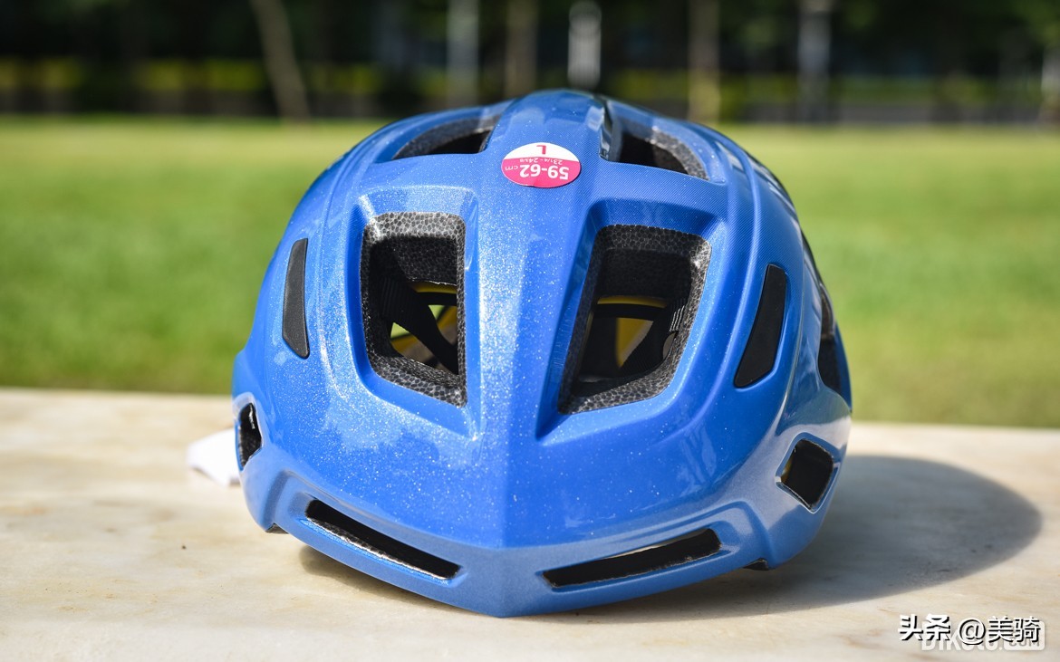 高性价比国产摩托头盔,500头盔推荐夏季