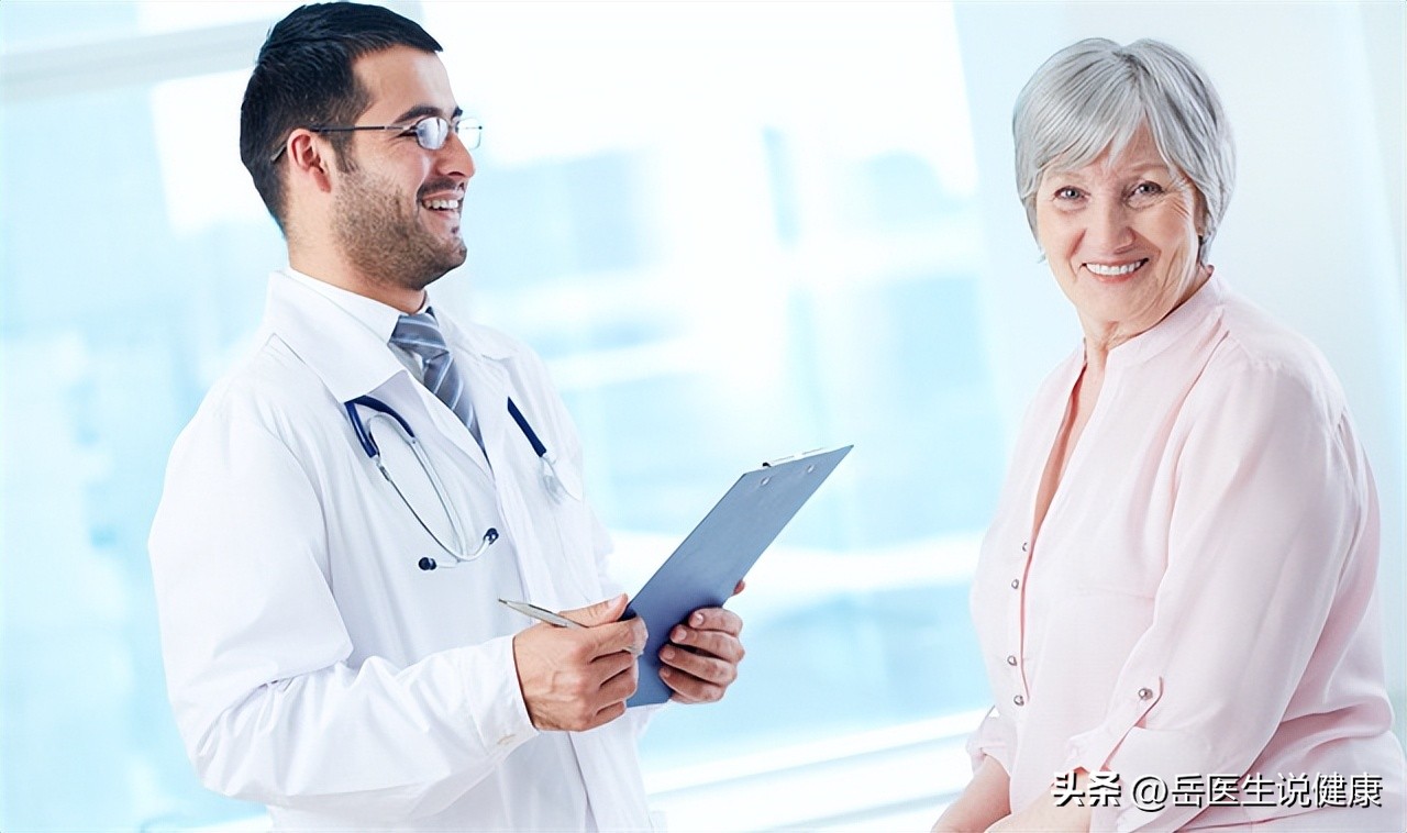 老年人腿无力、使不上劲？医生：补充2种营养素，有助于增强体质