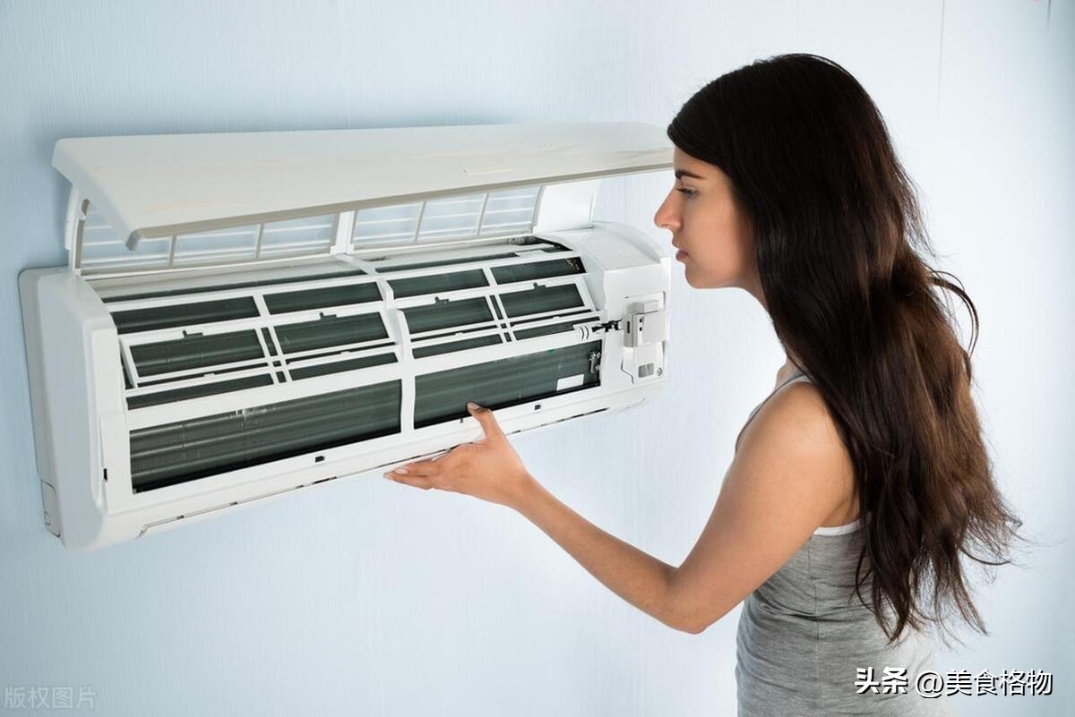 空调吹出的风有异味怎么解决,空调吹出来的风怎么有一股臭味