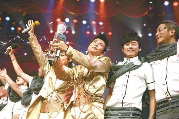 快男华晨宇怎么夺冠的,华晨宇哪届快男前二十排名