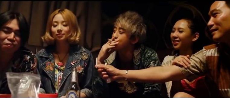 和郭富城传过绯闻，演过《美人鱼》，她还是陈钰琪版《倚天》小昭