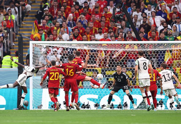 传控足球为何没落,德国青训西班牙青训哪个强