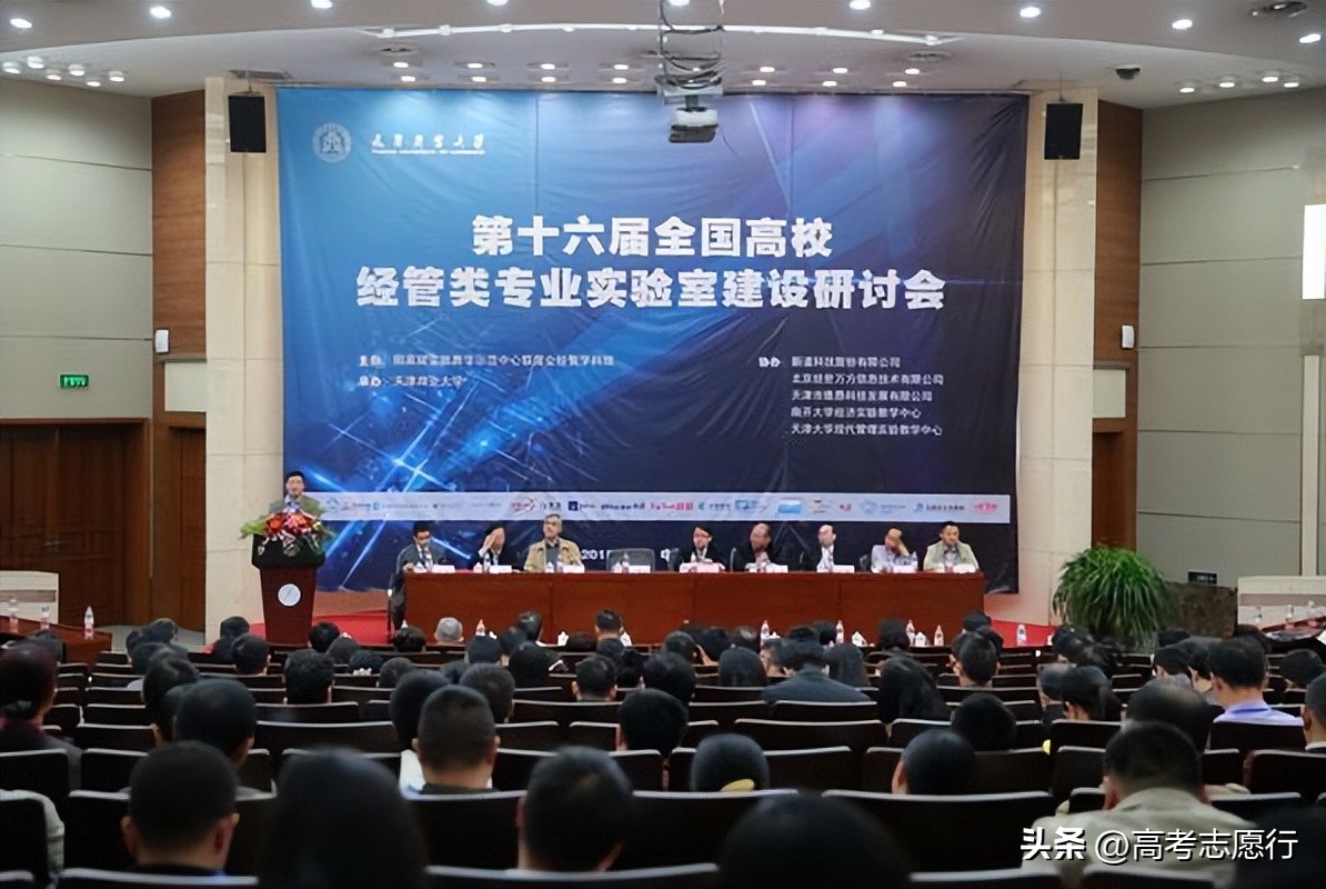 文科考生建议选这四大类专业,文科生可选择的最有前景的专业