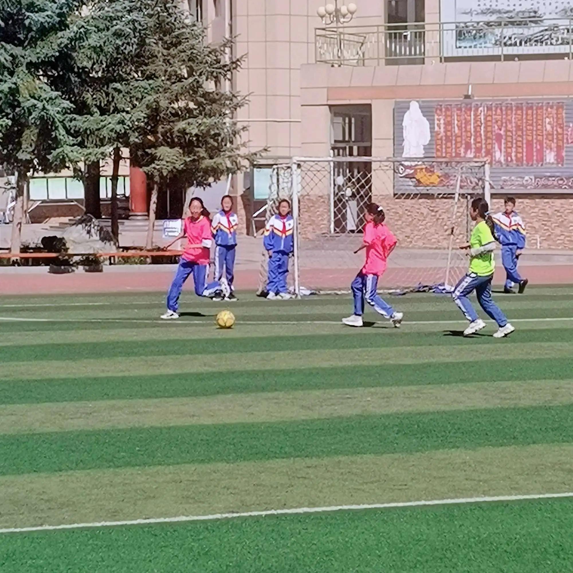 小学杯足球比赛,校园足球点燃中国足球新希望