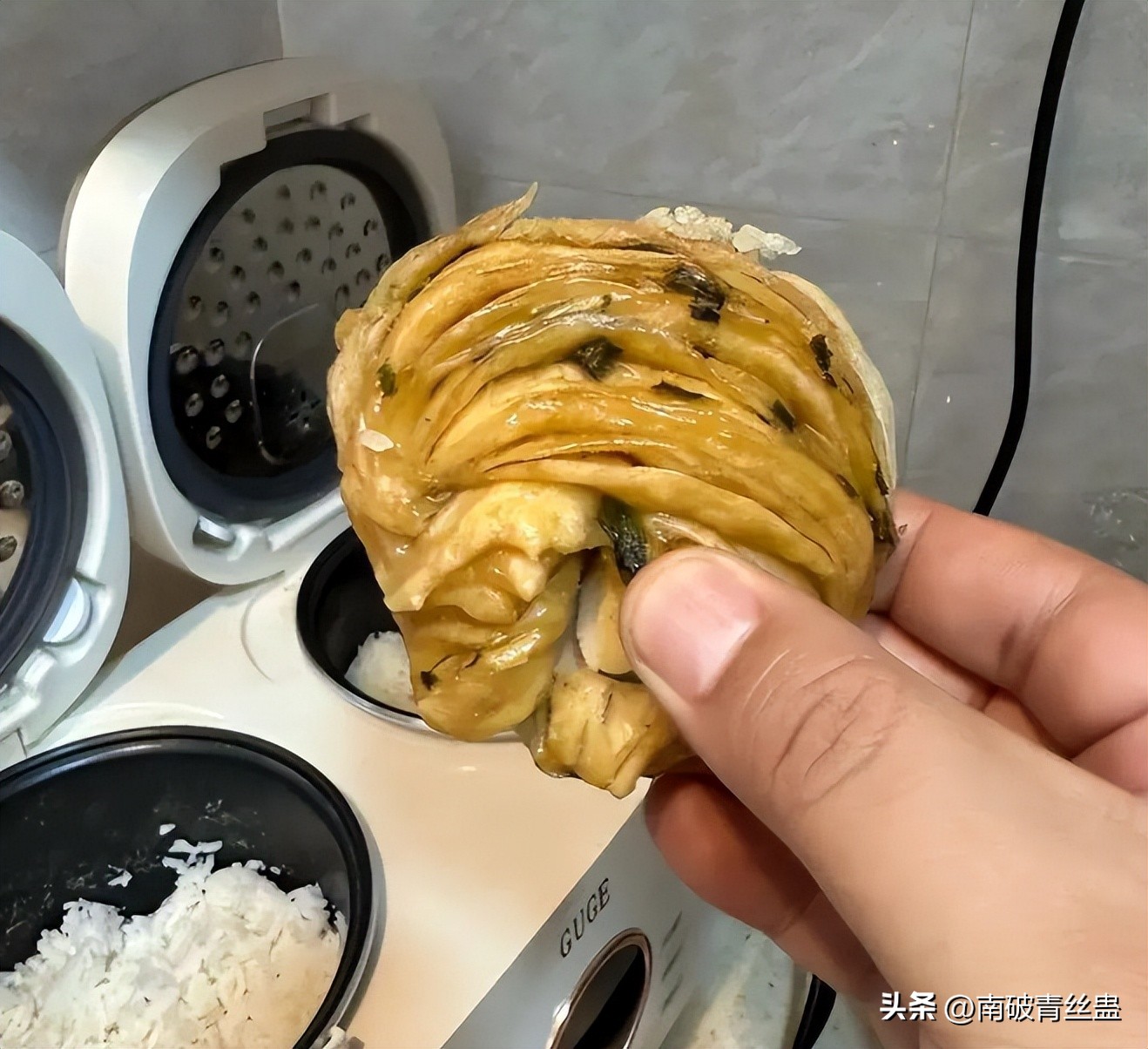 白茶煮蛋事件,把全网逼疯的白茶事件