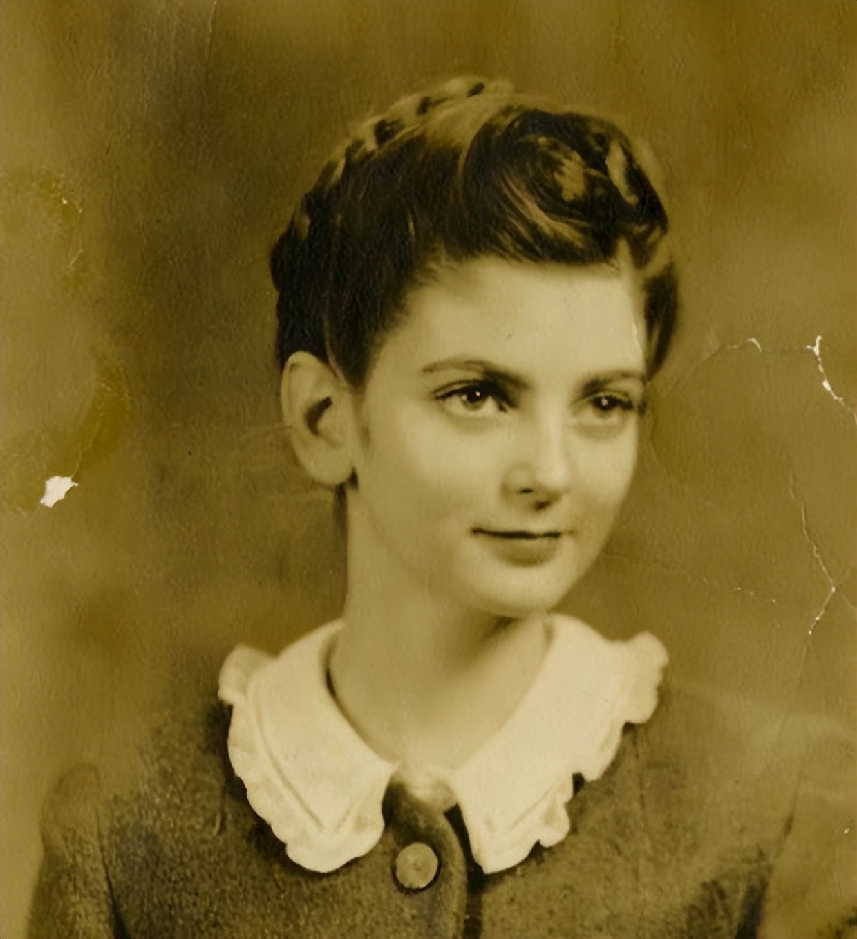 名模卡门20-80岁的成长历程,91岁超模卡门戴尔美了一辈子