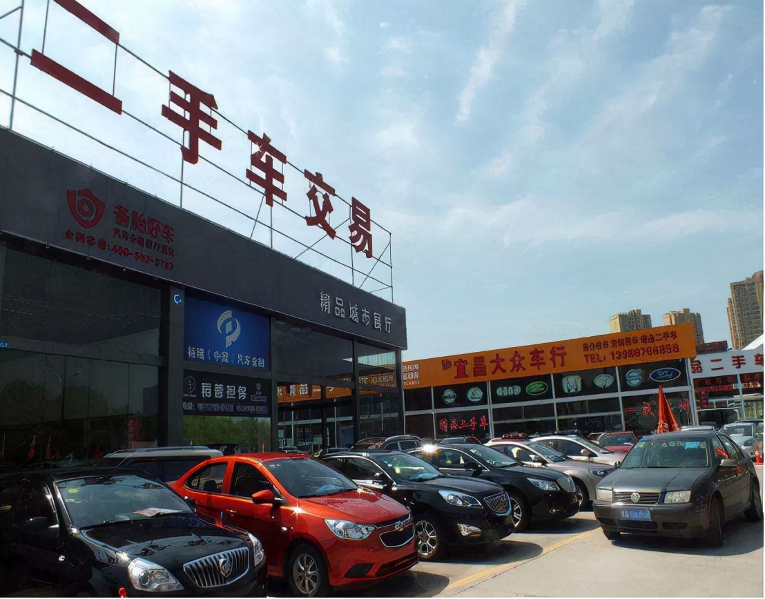 又一传统行业败了，曾有大量人“充面子”购买，现在降价都被嫌弃