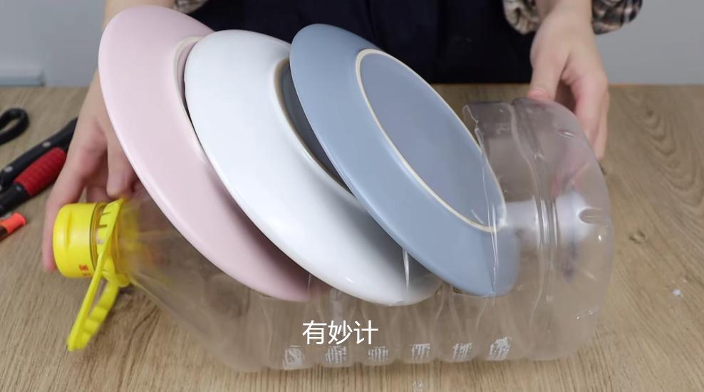 家里废弃的瓶子别再扔了,家里的饮料瓶别丢