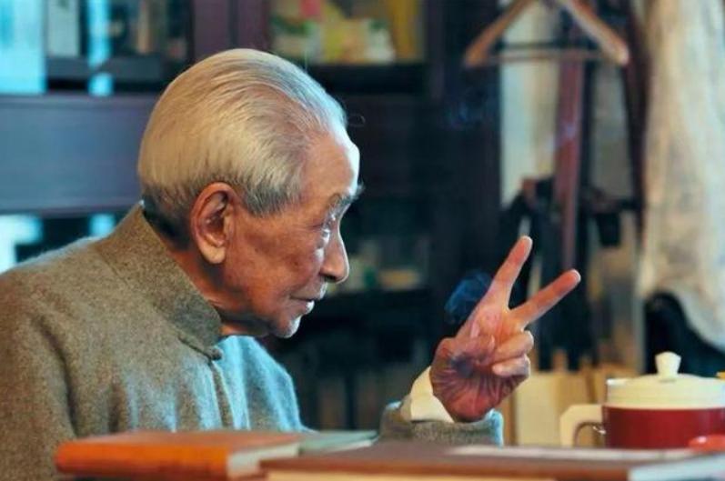 南怀瑾先生讲阿弥陀佛的正确读音,南怀瑾纠正赵朴初阿弥陀佛发音