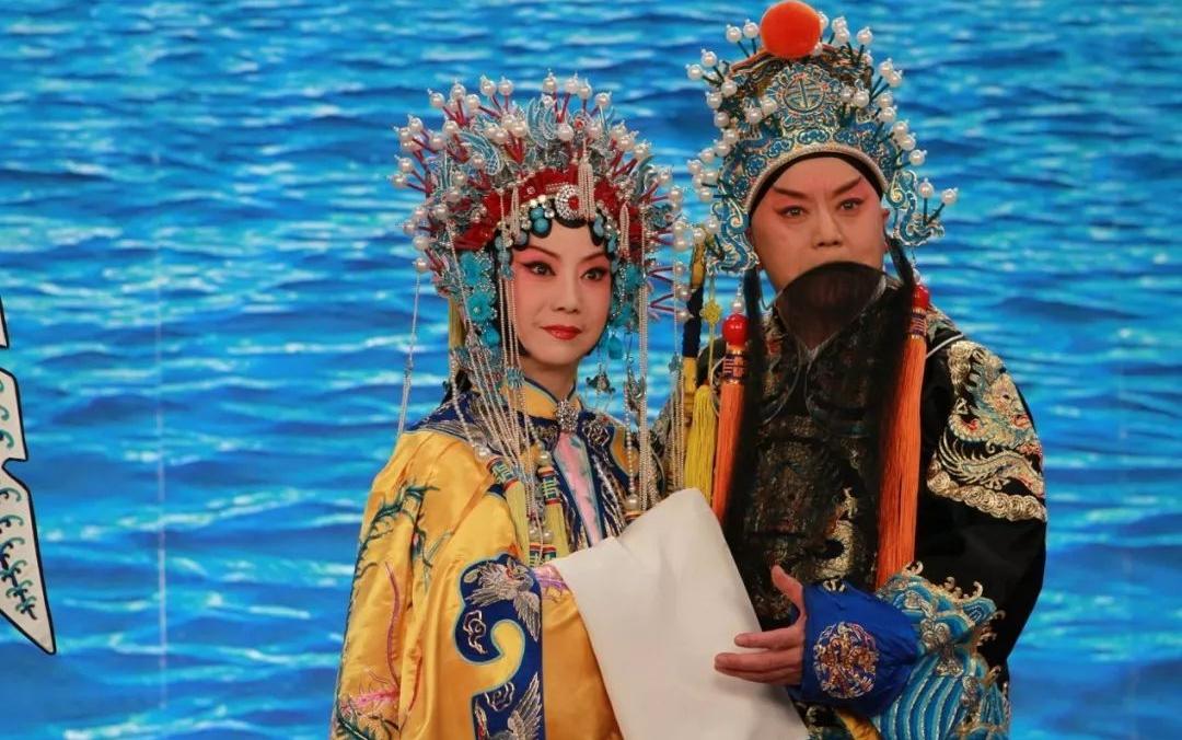 李维康和耿其昌爱情,李维康耿其昌的夫妻相处之道