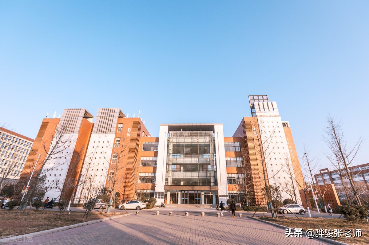 为什么郑航排名低录取分数线高,郑航更名大学后实力排名