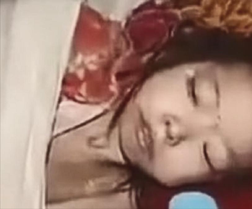 四川10岁怪病长蛆小女孩今年现状,少年患罕见怪病晚上死亡