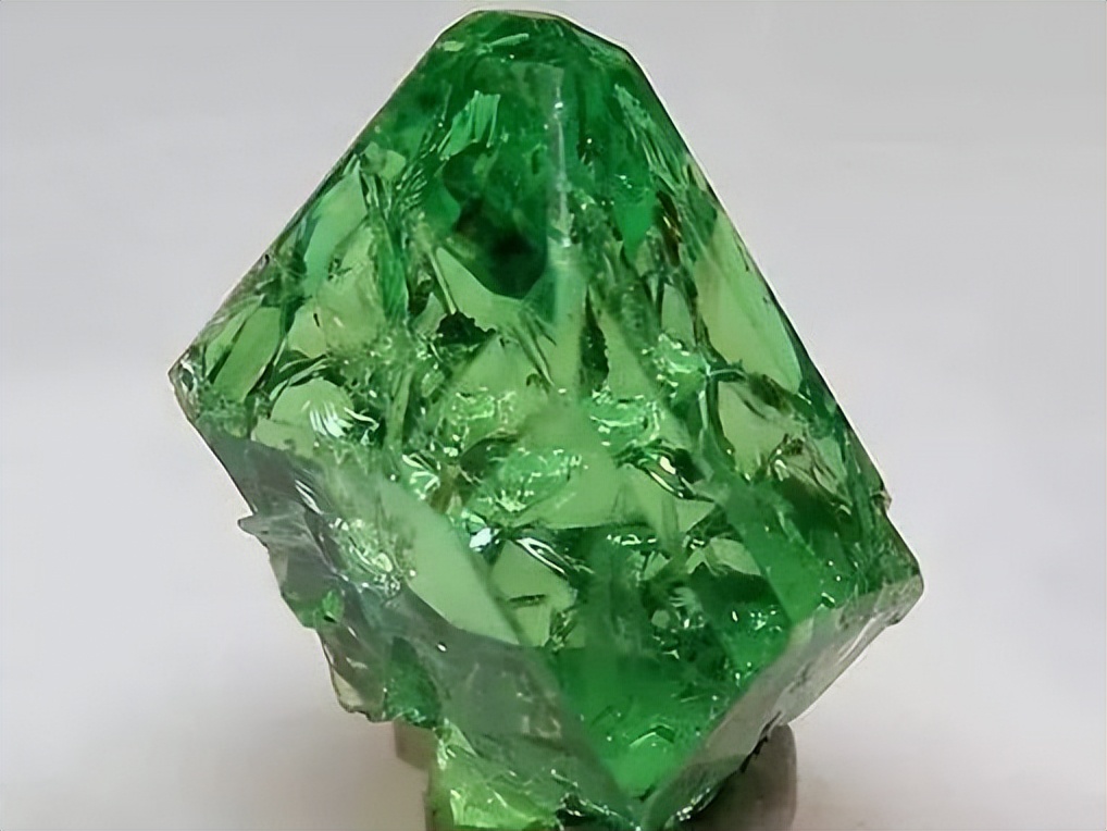 彩宝最重要的是颜色,彩宝知识大全及讲解