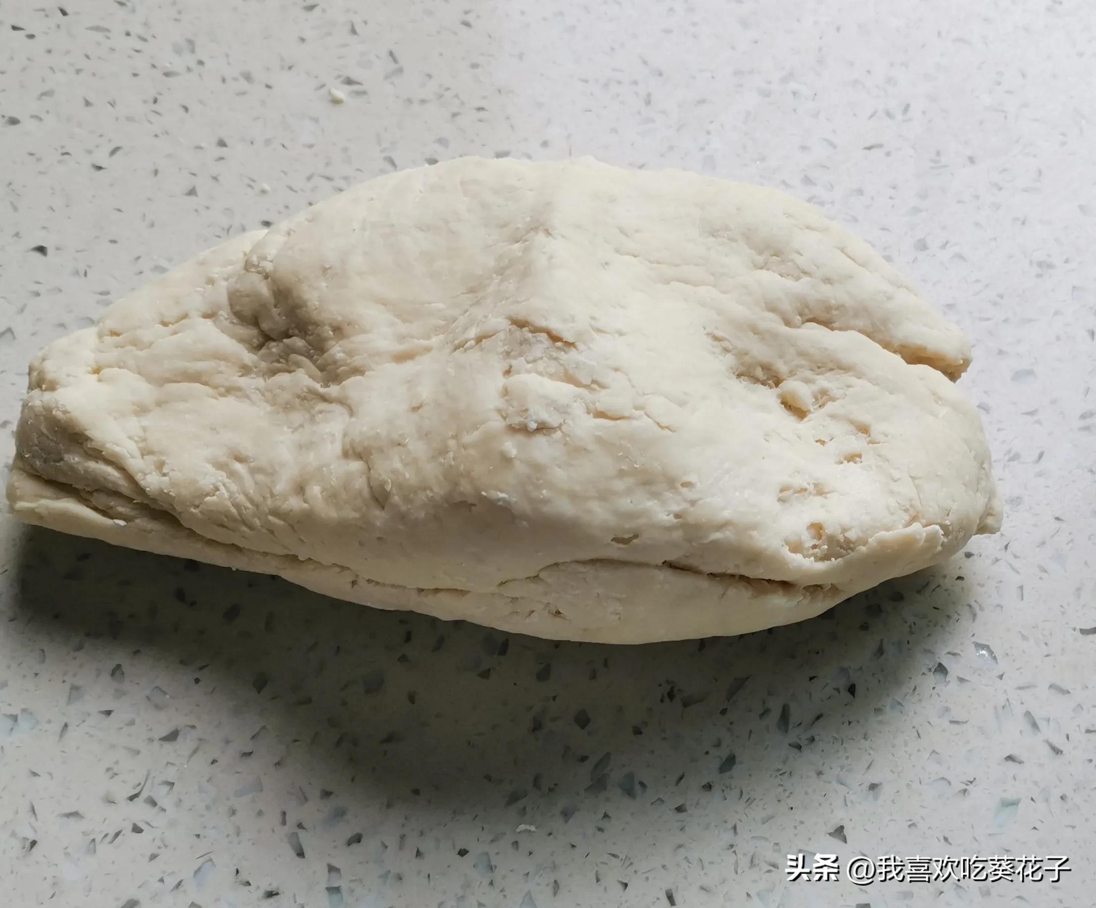 面团水和面粉的比例,揉面团面粉和水的比例是多少