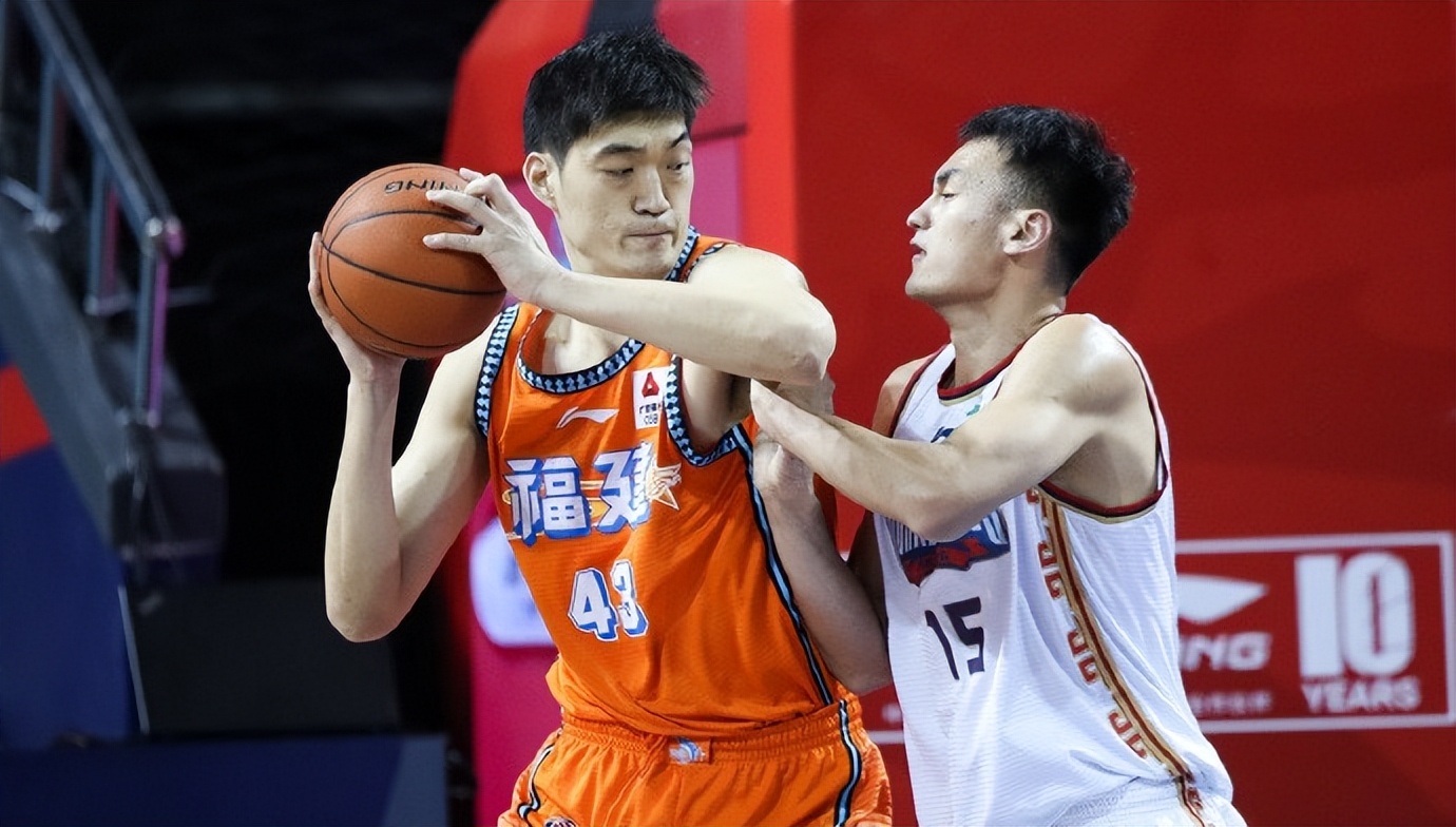 cba退役女中锋,cba2米24潜力中锋正式留队