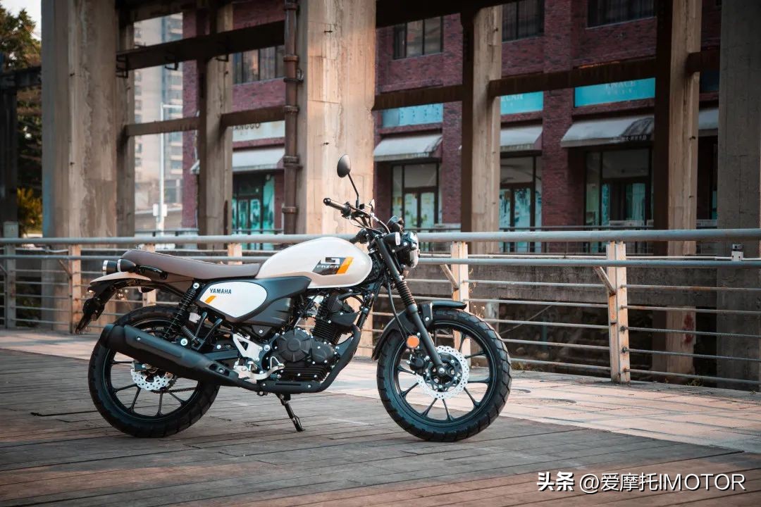 雅马哈gt150最新款,雅马哈发布通勤复古车gt150fazer